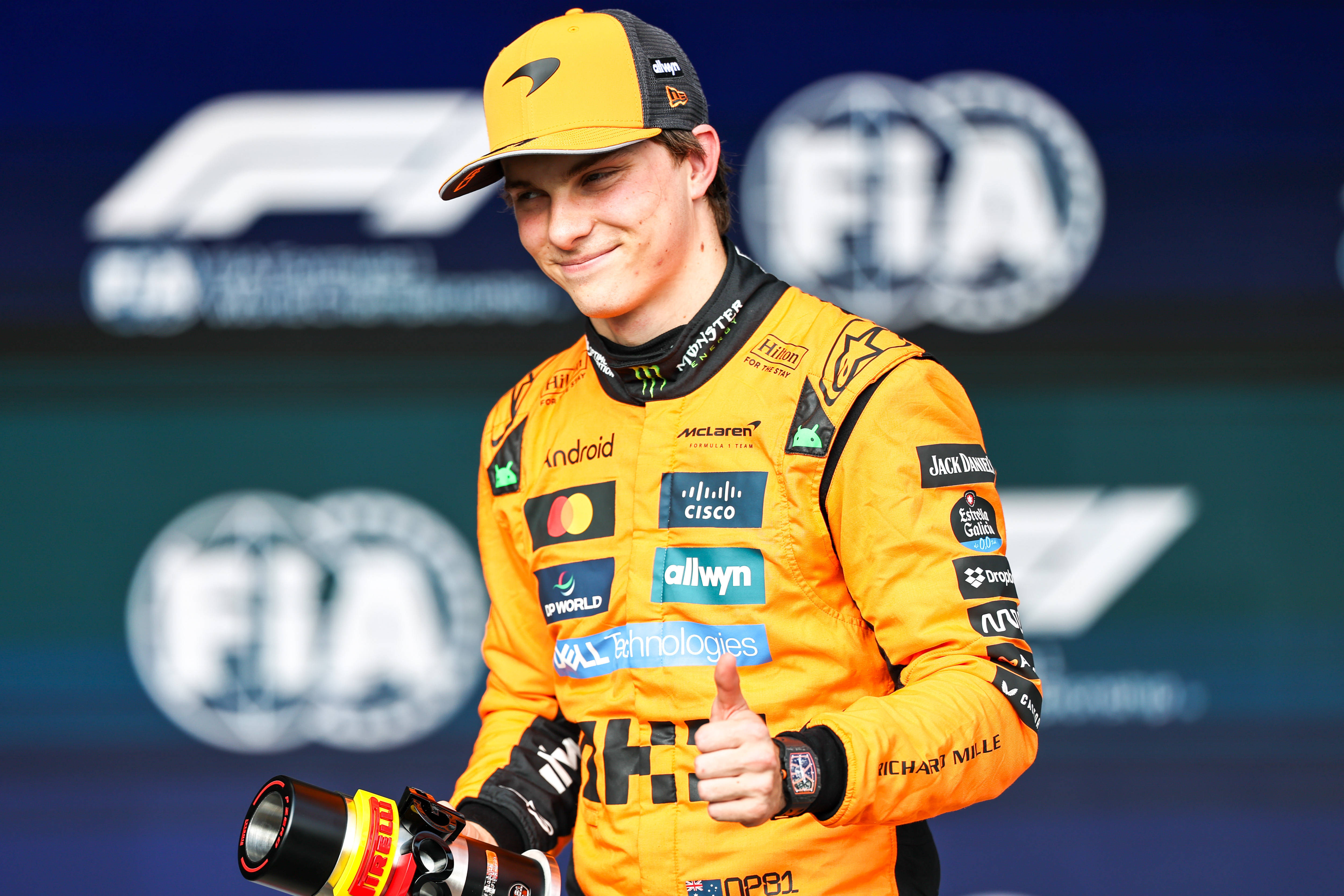 雷速足球直播-威廉姆斯横扫索伯车队，皮亚斯特里扛起全队