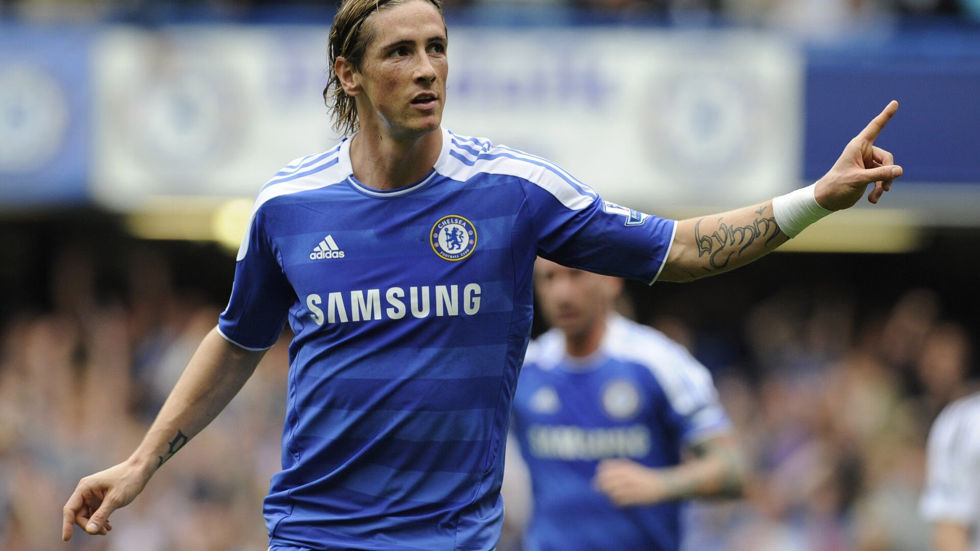 雷速-赛道上的独舞者，奥斯梅恩如何一手掌控F1街道赛之夜