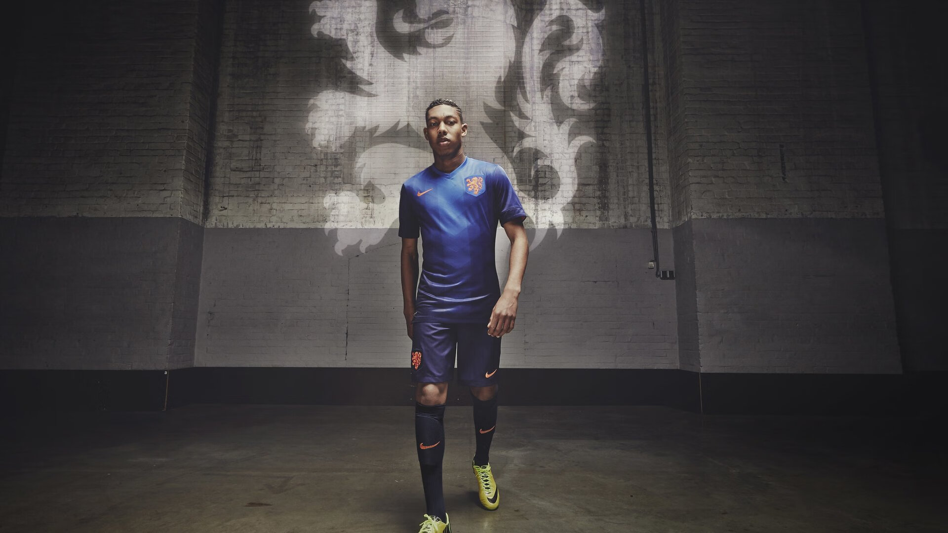 雷速体育直播入口-数据爆炸！卢卡库全面统治，马里与塞内加尔之战成其个人秀场